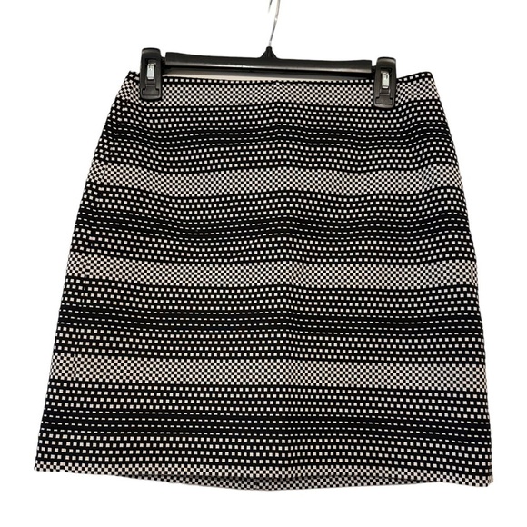 Loft Petites Pencil Mini Skirt size 4 P - Picture 1 of 5